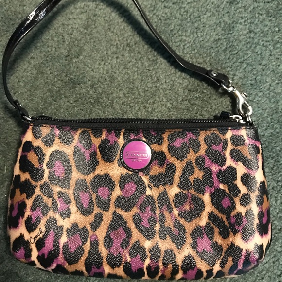 Coach Leopard print wallet/ Clutch - Picture 2 of 4